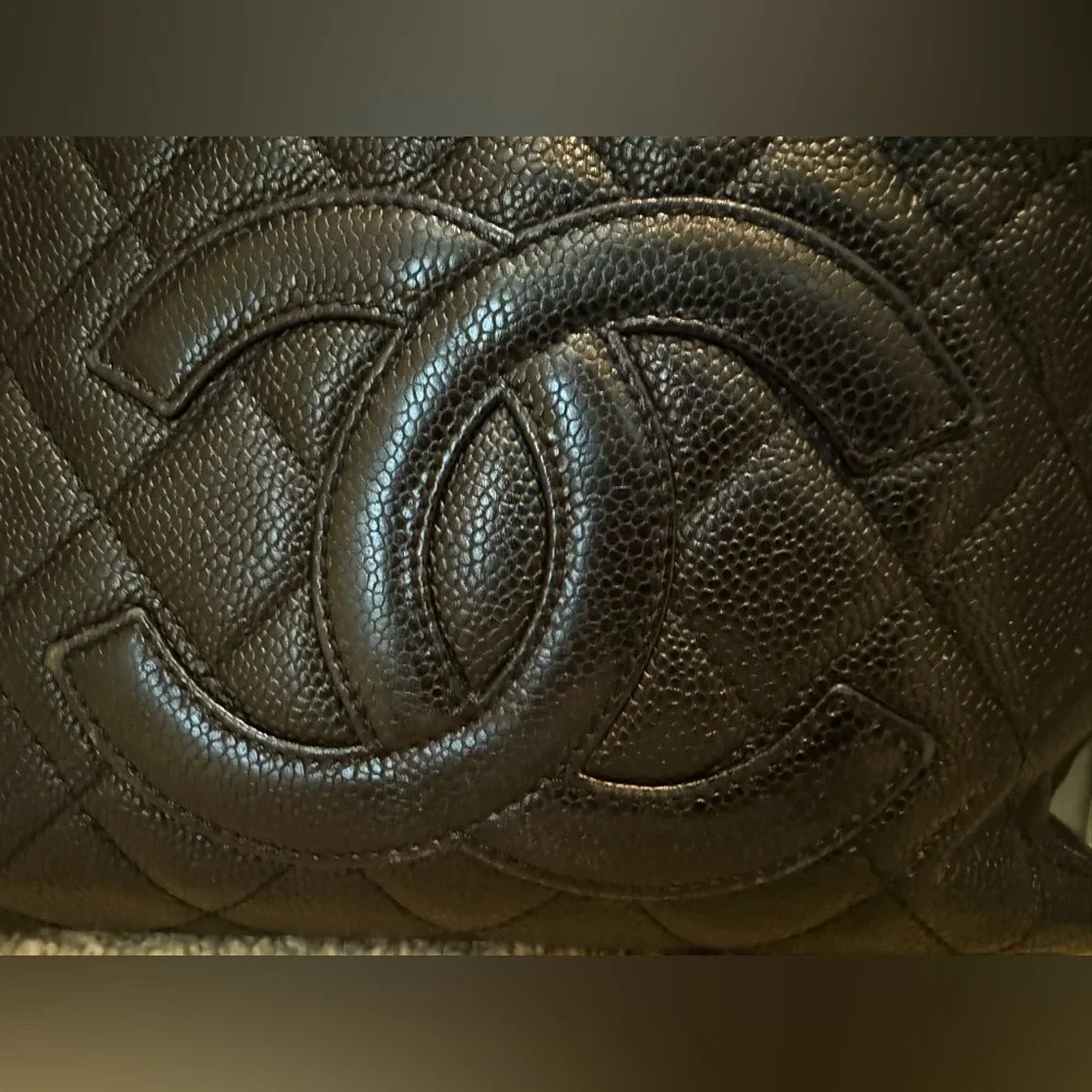 Chanel Black Quilted Caviar Timeless Classic Petit Shopping Tote - Picture 5 of 16